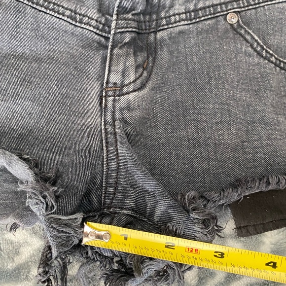 Free People shorts - Picture 6 of 7